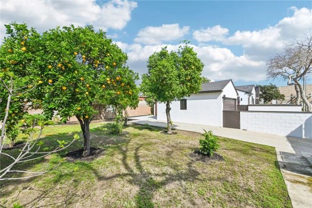 371 Sierra Madre Villa, Pasadena, CA 91107