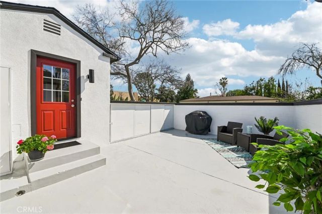 371 Sierra Madre Villa, Pasadena, CA 91107