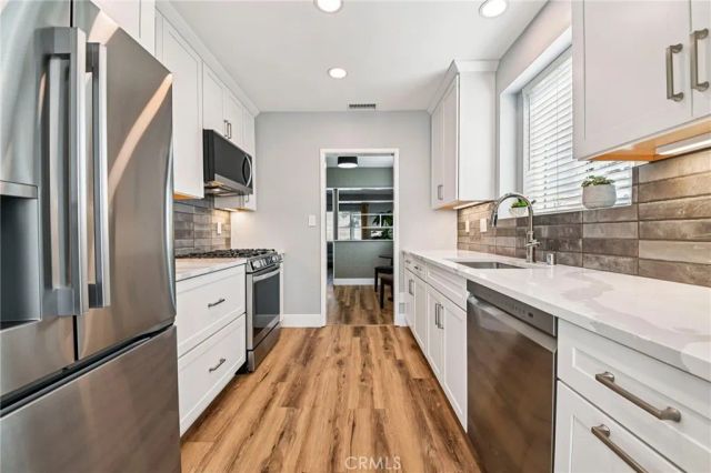 371 Sierra Madre Villa, Pasadena, CA 91107