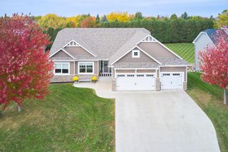 1235 Gusty Drive, Waconia, MN 55387