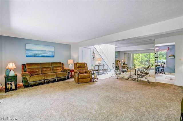 6462 State Road 26, Parma, OH 44134