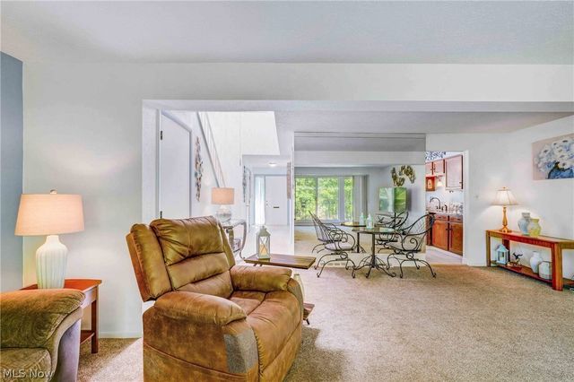 6462 State Road 26, Parma, OH 44134