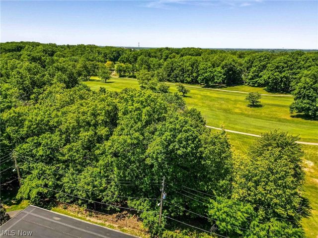 6462 State Road 26, Parma, OH 44134