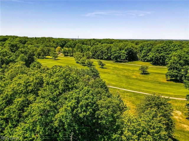 6462 State Road 26, Parma, OH 44134