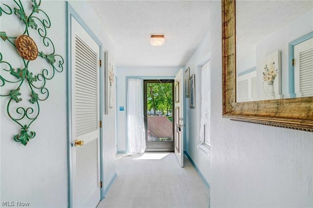 6462 State Road 26, Parma, OH 44134