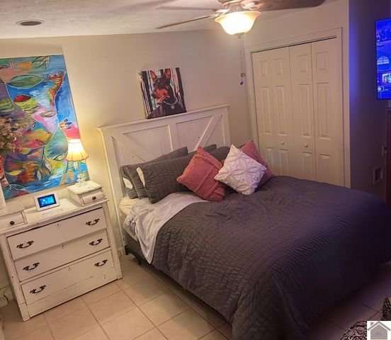 2501 Harrison, Paducah, KY 42001