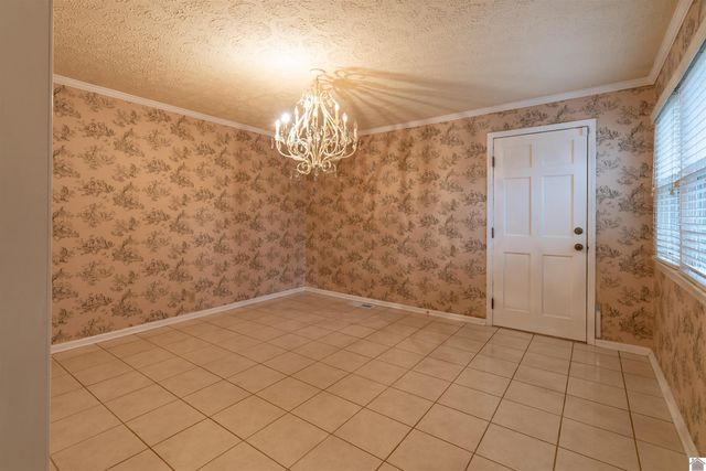 2501 Harrison, Paducah, KY 42001