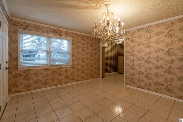 2501 Harrison, Paducah, KY 42001