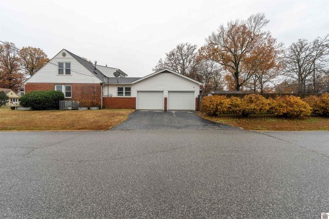 2501 Harrison, Paducah, KY 42001