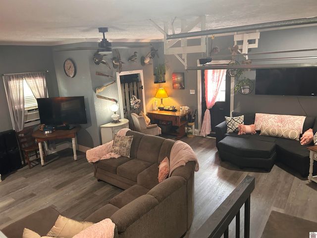 2501 Harrison, Paducah, KY 42001