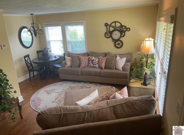 2501 Harrison, Paducah, KY 42001