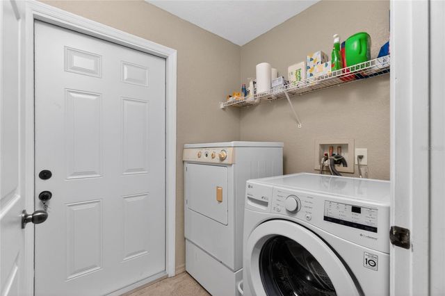 2956 RHUMBA TERRACE, North Port, FL 34286