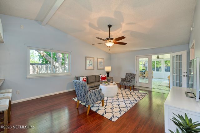 582 AQUATIC Drive, Atlantic Beach, FL 32233