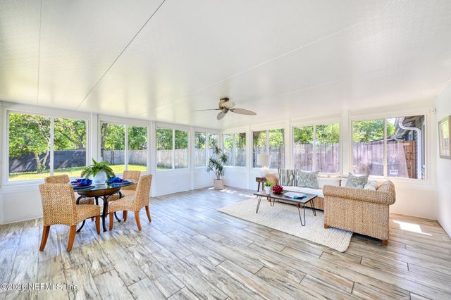 582 AQUATIC Drive, Atlantic Beach, FL 32233