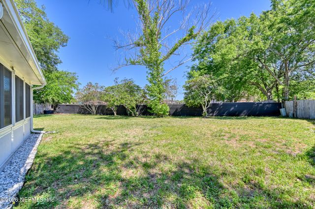 582 AQUATIC Drive, Atlantic Beach, FL 32233