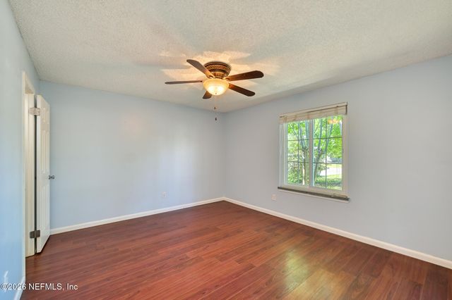 582 AQUATIC Drive, Atlantic Beach, FL 32233