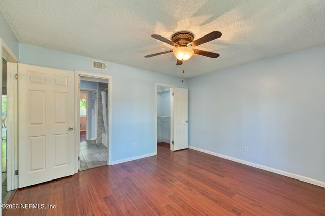 582 AQUATIC Drive, Atlantic Beach, FL 32233