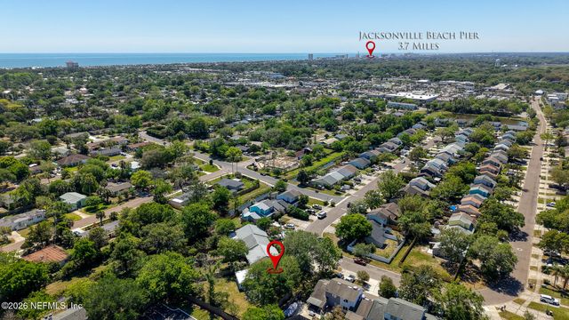 582 AQUATIC Drive, Atlantic Beach, FL 32233