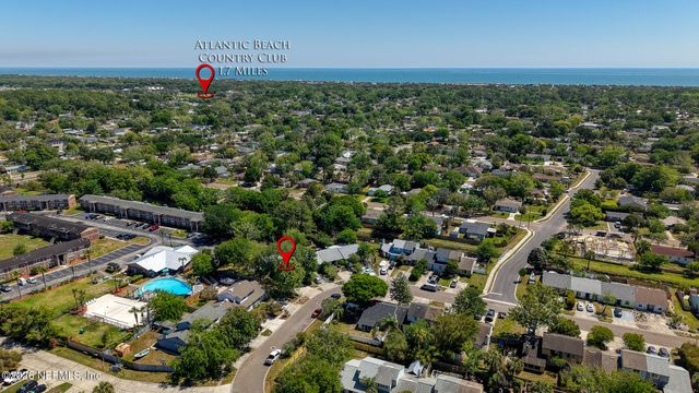 582 AQUATIC Drive, Atlantic Beach, FL 32233