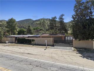 11950 Sierra Hwy, Agua Dulce, CA 91390