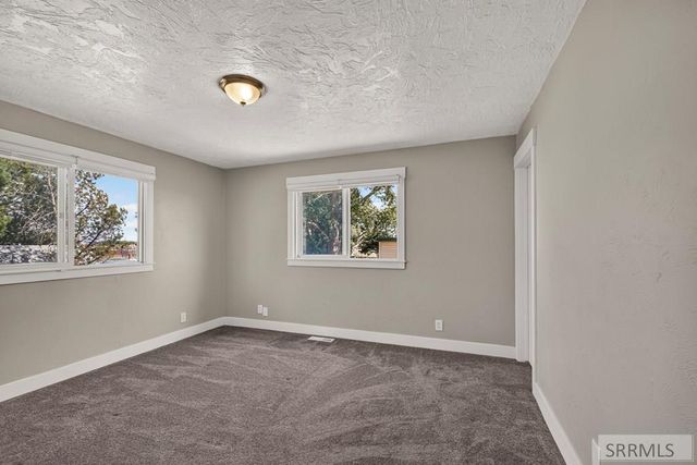 3632 E Menan-Lorenzo Hwy, Menan, ID 83434