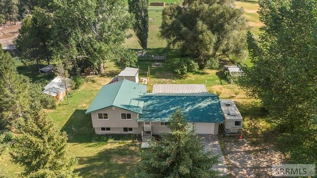 3632 E Menan-Lorenzo Hwy, Menan, ID 83434