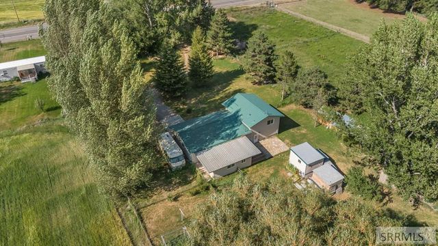 3632 E Menan-Lorenzo Hwy, Menan, ID 83434