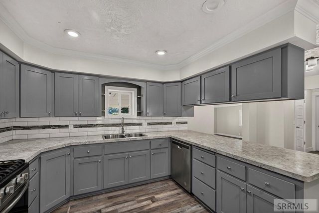 3632 E Menan-Lorenzo Hwy, Menan, ID 83434