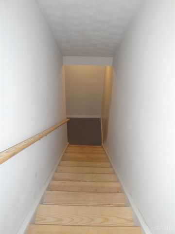 27 Locustwood Court, Pierce Twp, OH 45102