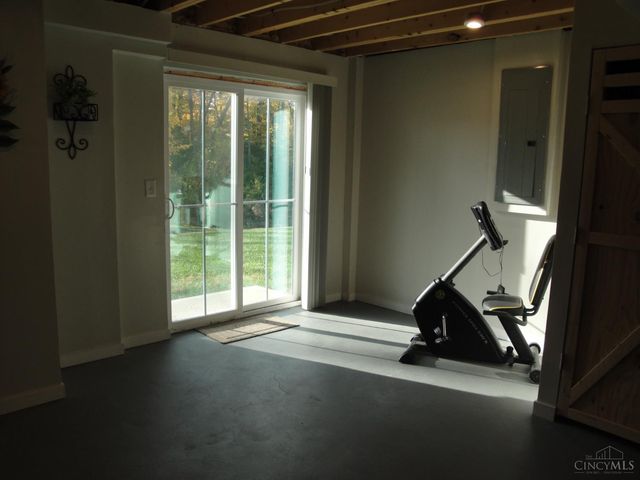 27 Locustwood Court, Pierce Twp, OH 45102