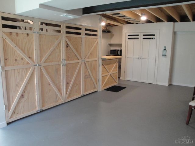 27 Locustwood Court, Pierce Twp, OH 45102