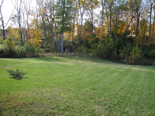 27 Locustwood Court, Pierce Twp, OH 45102