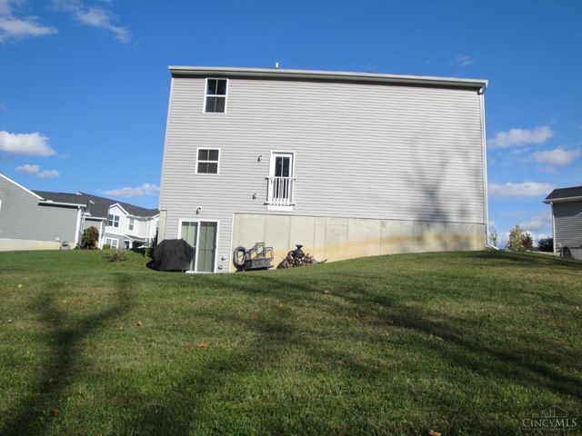 27 Locustwood Court, Pierce Twp, OH 45102