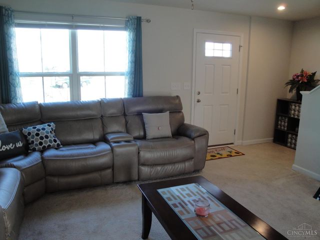 27 Locustwood Court, Pierce Twp, OH 45102