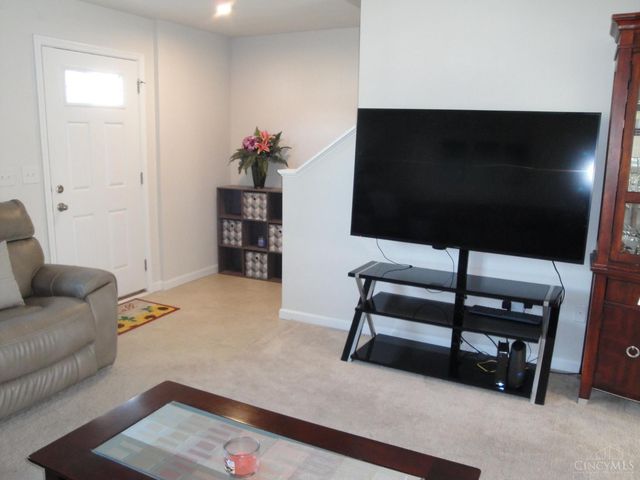 27 Locustwood Court, Pierce Twp, OH 45102