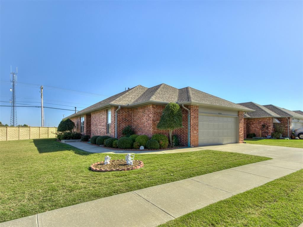 9204 Roadrunner Avenue, Oklahoma City, OK 73139