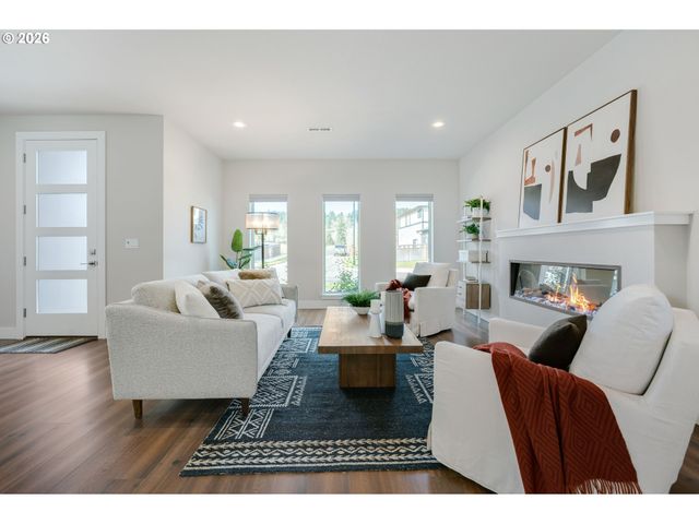 16492 Se SILVER CREEK FALLS Dr, Happy Valley, OR 97086