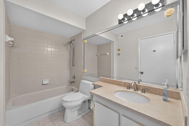 18800 HAYWOOD Terrace 7, Boca Raton, FL 33496
