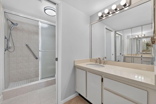 18800 HAYWOOD Terrace 7, Boca Raton, FL 33496