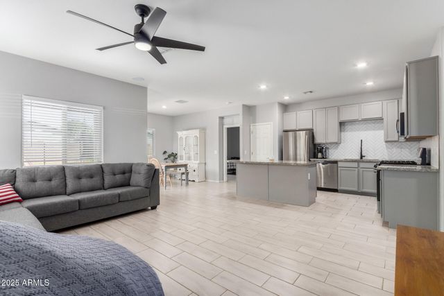 334 W KONA Drive, Casa Grande, AZ 85122