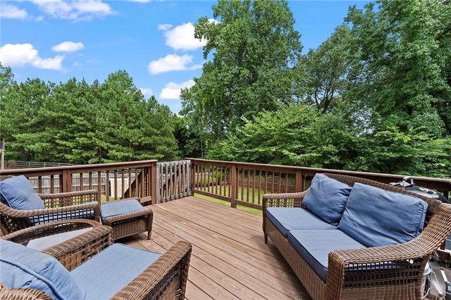 302 Mill Ridge, Canton, GA 30114
