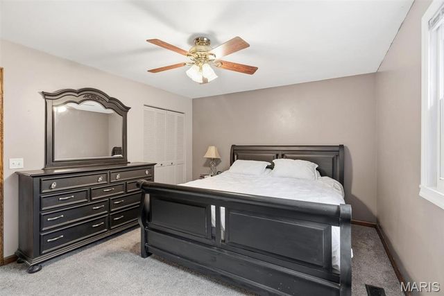 1712 Sparrow Point Lane, Fenton, MO 63026