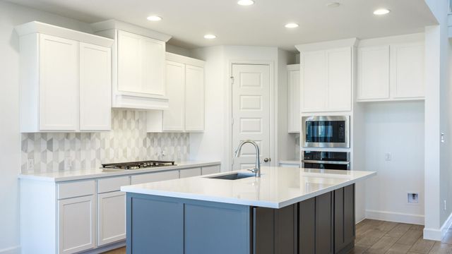 605 Rock Daisy TRL, Hutto, TX 78634