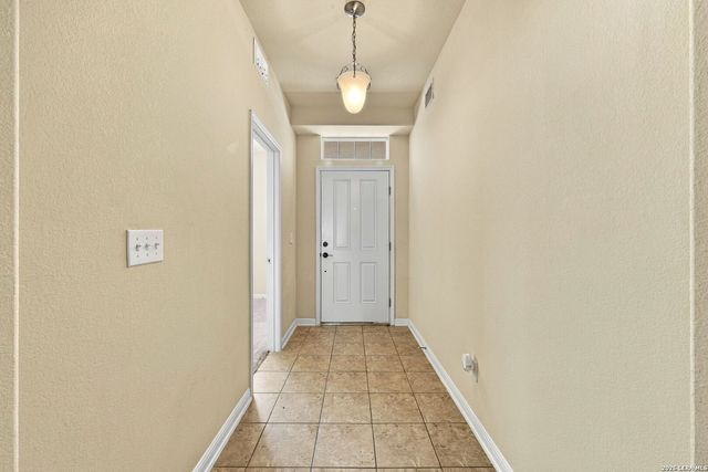 323 Rachel St, San Marcos, TX 78666