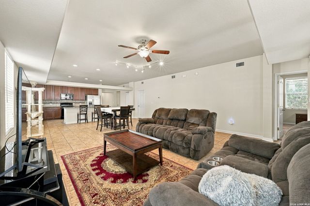 323 Rachel St, San Marcos, TX 78666