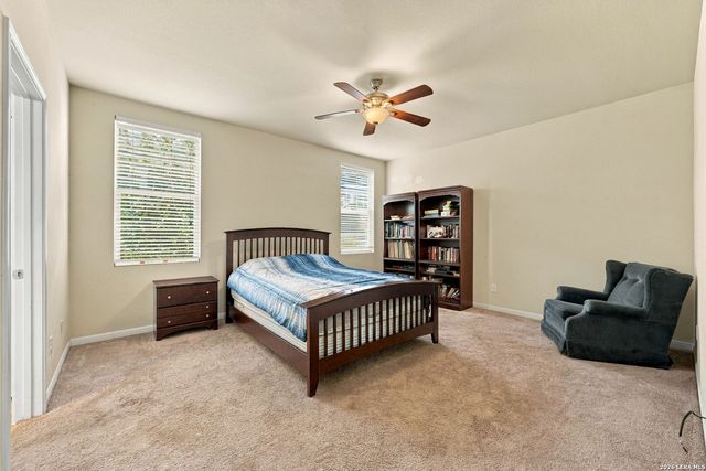 323 Rachel St, San Marcos, TX 78666