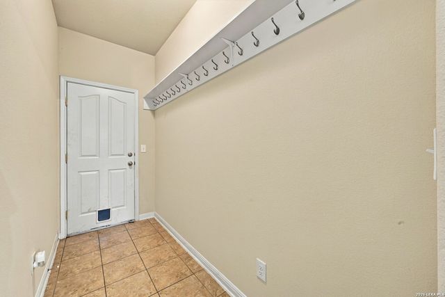 323 Rachel St, San Marcos, TX 78666