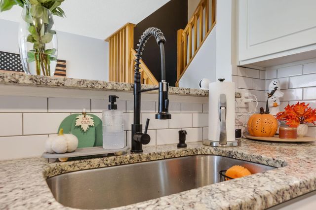 221 Preswicke Mill, Blacklick, OH 43004