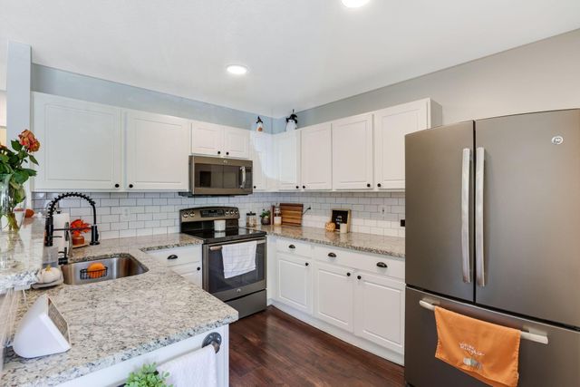 221 Preswicke Mill, Blacklick, OH 43004