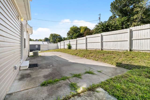 901 6th Street SE, Cleveland, TN 37311